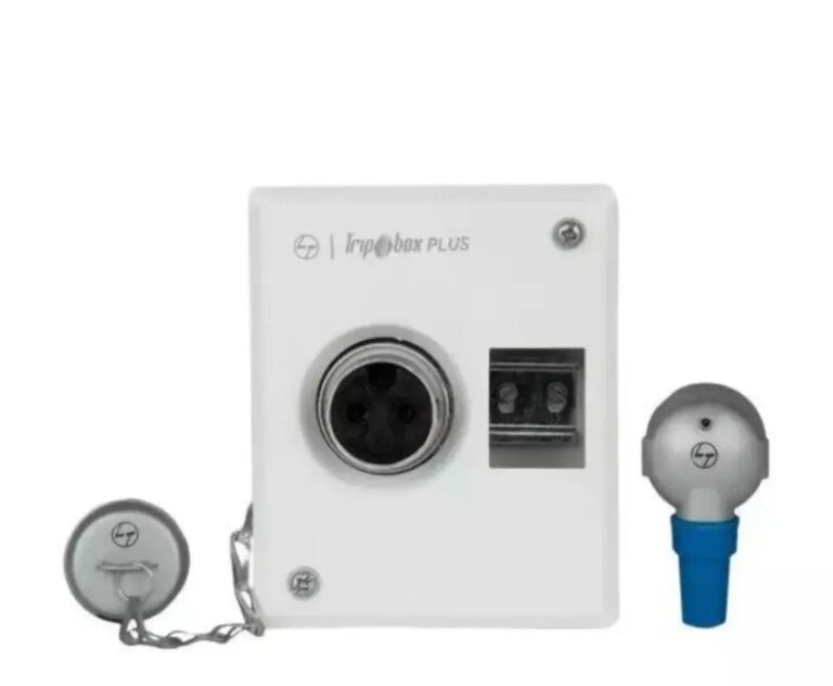 F24BGZnF-1-768x632-1.jpg Lauritz Knudsen (L&T) | PLUG & SOCKET DBs | 32A, 3 Pin+SC^ | Single Door | PMP332DB - Image 1